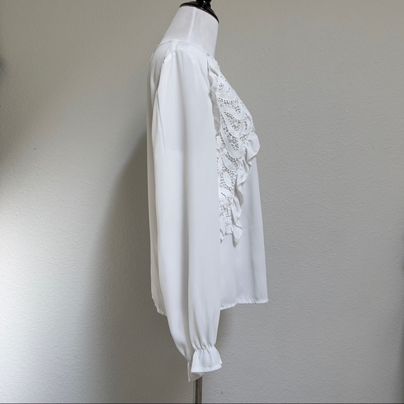 Lace and chiffon long sleeve top with billowy sleeves - Picture 2 of 3